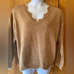 Woman's XXL Tan Sweater